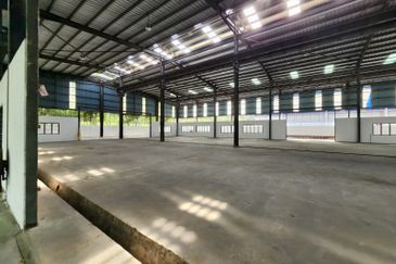 KAWASAN PERINDUSTRIAN TANJUNG LANGSAT