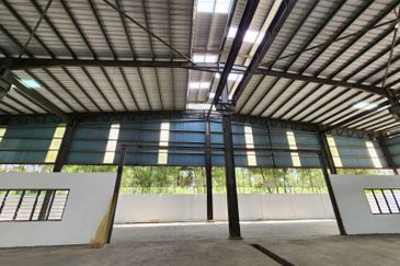 KAWASAN PERINDUSTRIAN TANJUNG LANGSAT