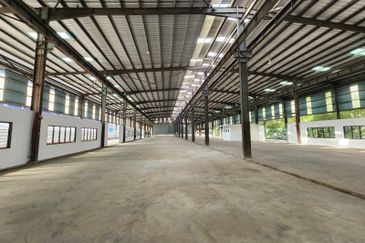 KAWASAN PERINDUSTRIAN TANJUNG LANGSAT