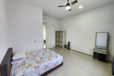 ECO TROPICS GREENSGATE (HARRISON)