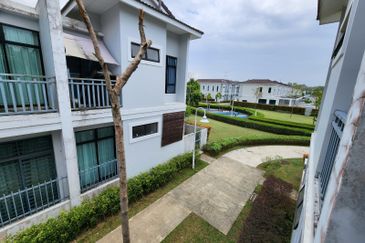 ECO TROPICS GREENSGATE (HARRISON)