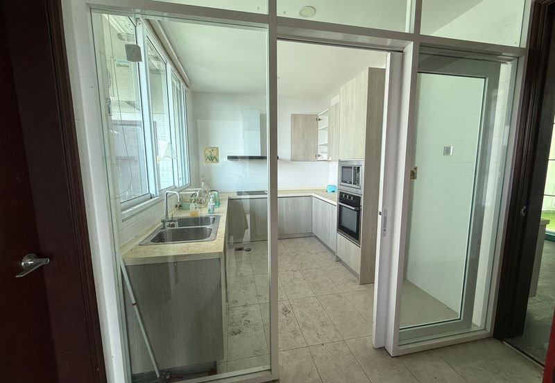 Paragon Suites @ CIQ