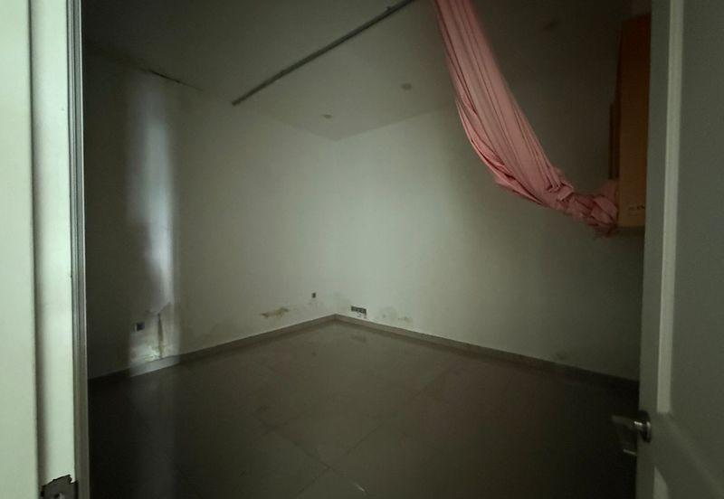 Paragon Suites @ CIQ