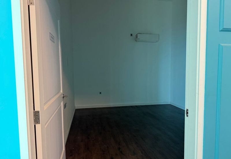 Paragon Suites @ CIQ