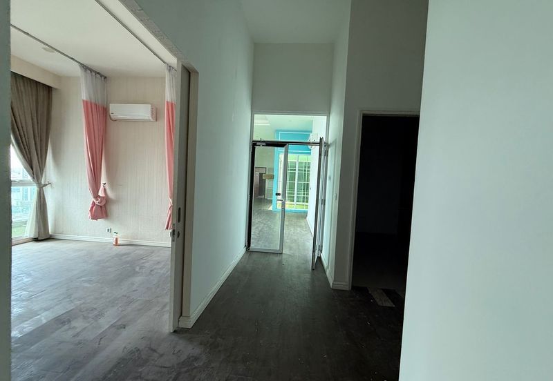 Paragon Suites @ CIQ