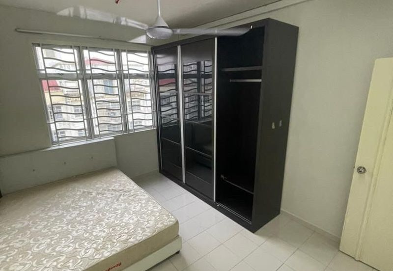 Villa Krystal, Bandar Selesa Jaya