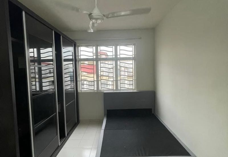 Villa Krystal, Bandar Selesa Jaya