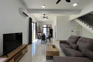 Sunway Citrine Lakehomes