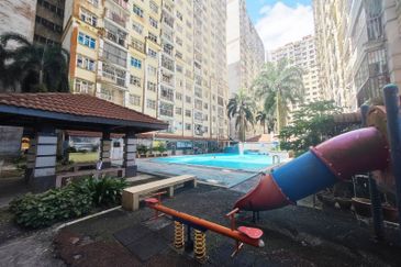 Villa Krystal, Bandar Selesa Jaya