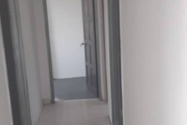 Ria 1 Apartment, Taman Megah Ria