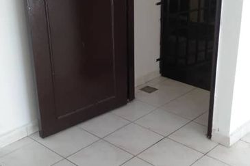 Ria 1 Apartment, Taman Megah Ria