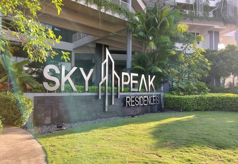 Sky Peak Residences
