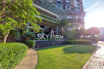 Sky Peak Residences