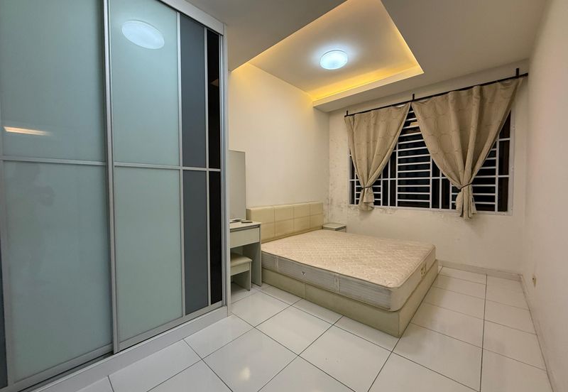 Sky Gardens Residences