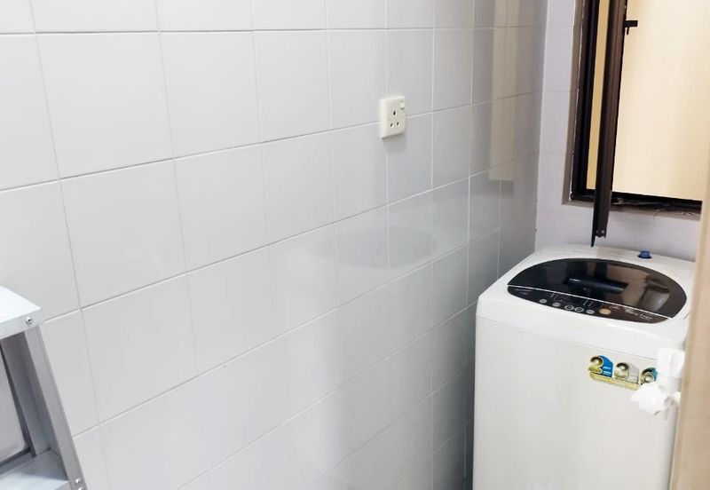 Aloha Tower Condominium