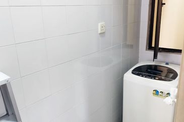 Aloha Tower Condominium