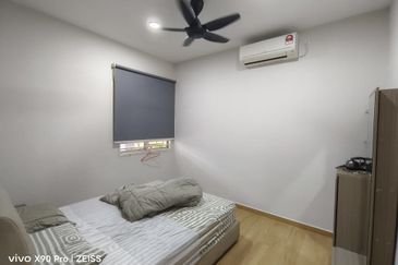 Jalan Setia Tropika 11