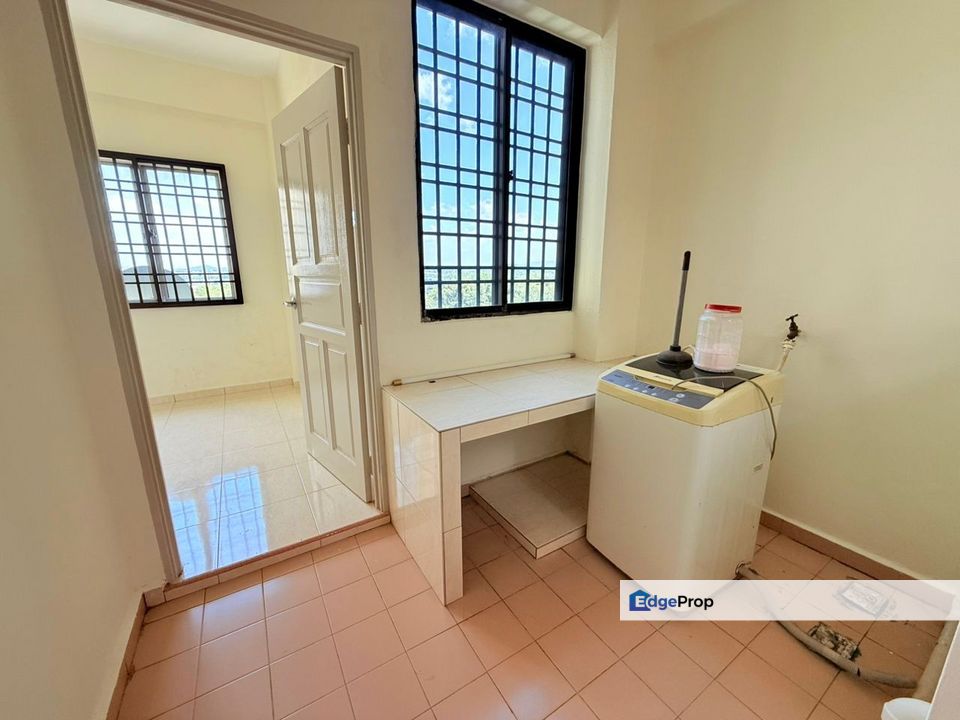 Sri wangi apartment, Johor, Tampoi