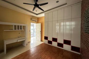 East bay Luxury Apartment