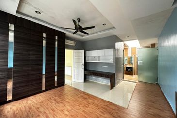 East bay Luxury Apartment