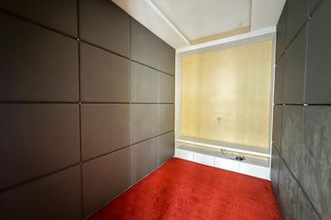 East bay Luxury Apartment