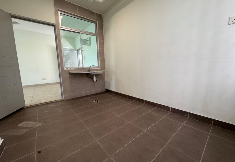 East bay Luxury Apartment