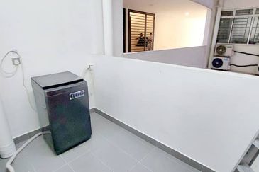 Twin Danga Apartment