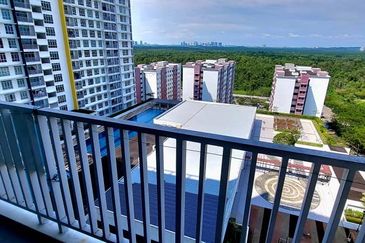 Twin Danga Apartment