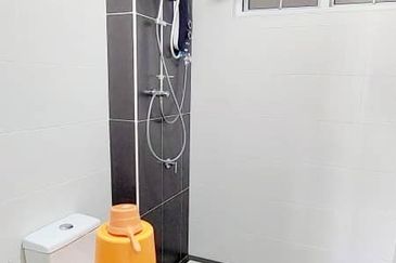 Twin Danga Apartment