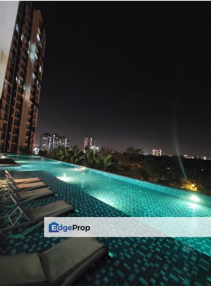 CRESCENT BAY SUITES, Johor, Johor Bahru