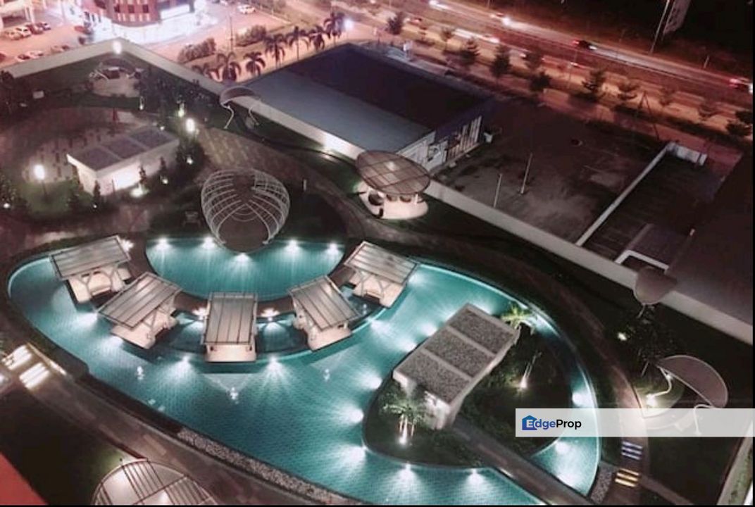 CRESCENT BAY SUITES, Johor, Johor Bahru