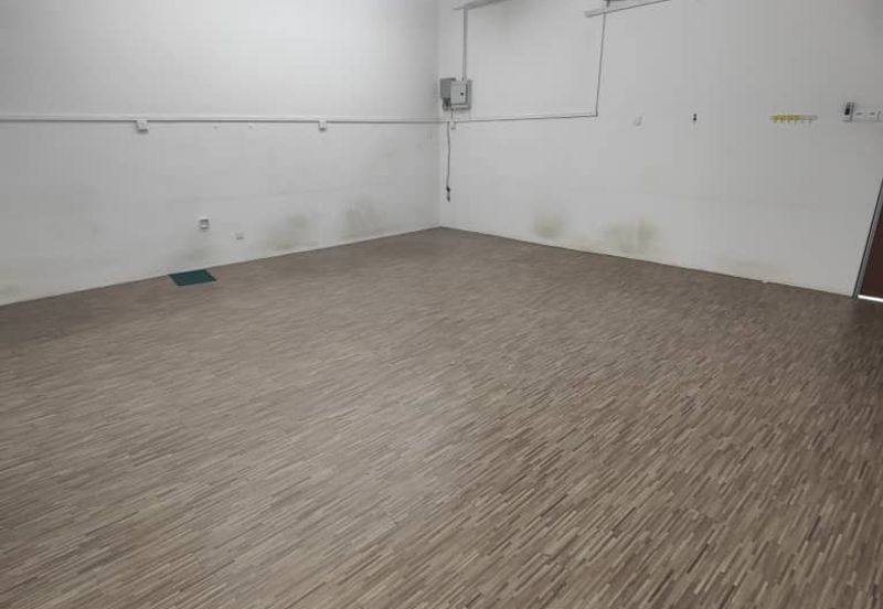 Pusat Perdagangan Danga Utama