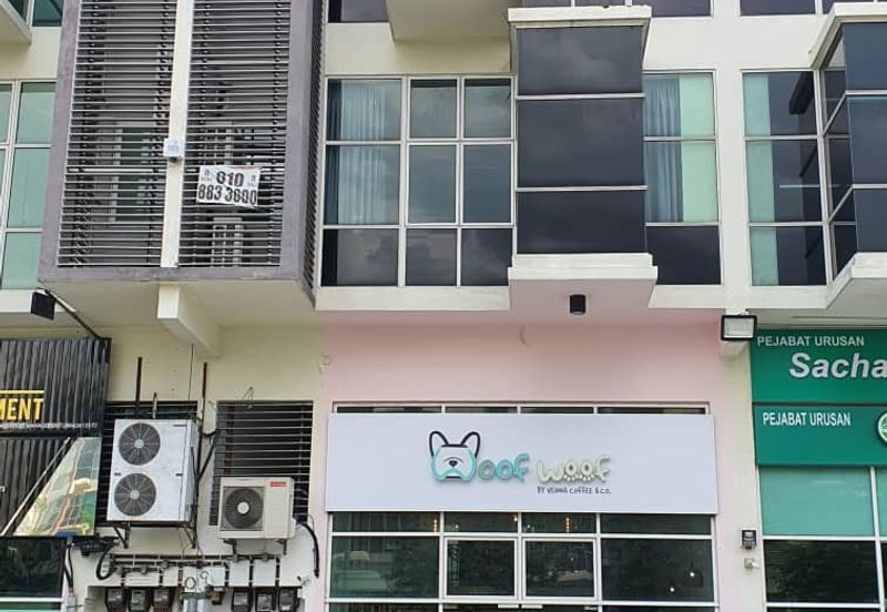 Pusat Perdagangan Danga Utama