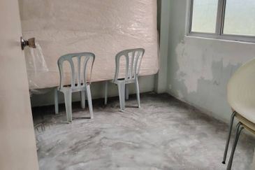 Taman Pulai Utama Flat