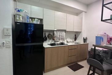 Dedaun Hijau (Greenfield Regency)