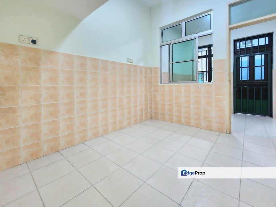 Taman Gaya, Johor, Ulu Tiram