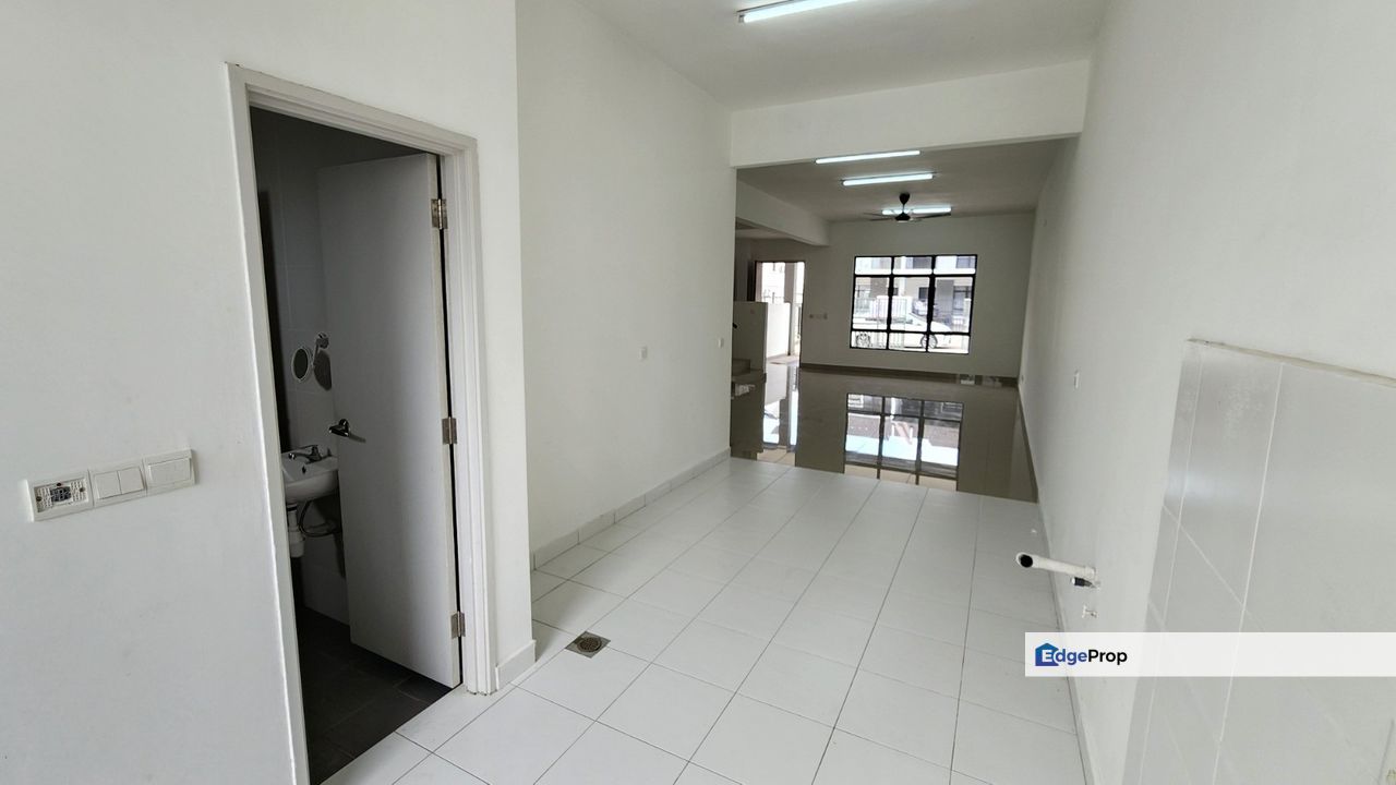 MERIDIN EAST, Johor, Pasir Gudang