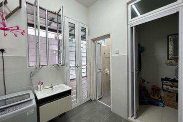 Jalan 5/x , Seri Austin 