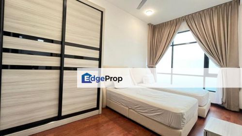 Molek Regency, Johor, Johor Bahru