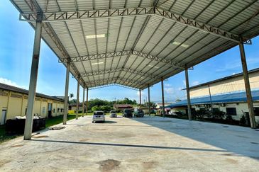 Batu 26 Jalan prisma 3 kelapa sawit kulai 