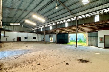 Batu 26 Jalan prisma 3 kelapa sawit kulai 