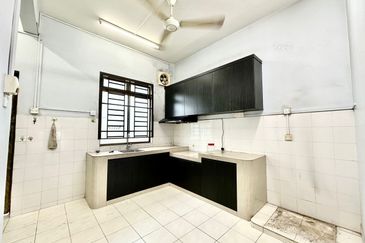 Austin Residence @Taman Mount Austin