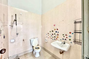 Austin Residence @Taman Mount Austin