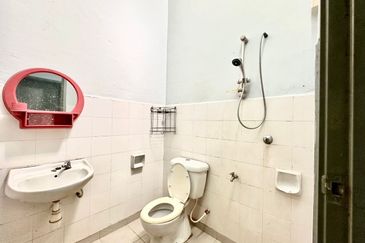 Austin Residence @Taman Mount Austin