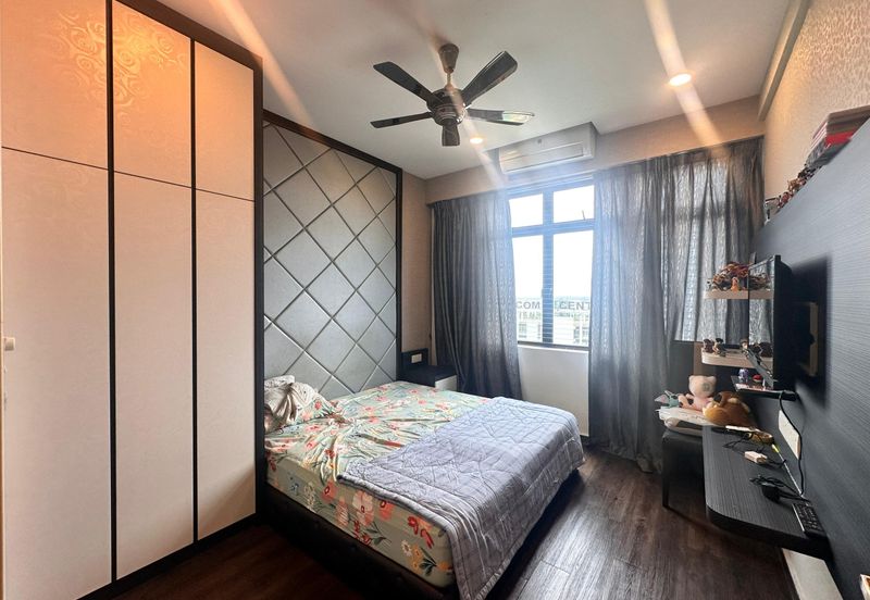 Sky Gardens Residences