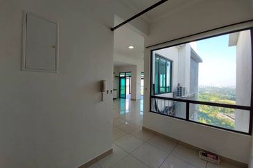 Sky Peak Residences