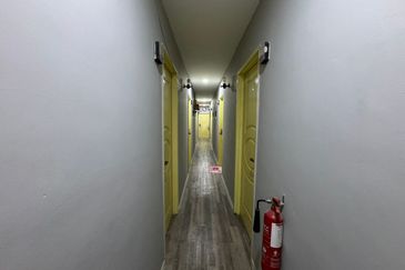 Jalan Rusa, Taman Abad 