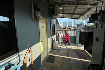 Jalan Rusa, Taman Abad 