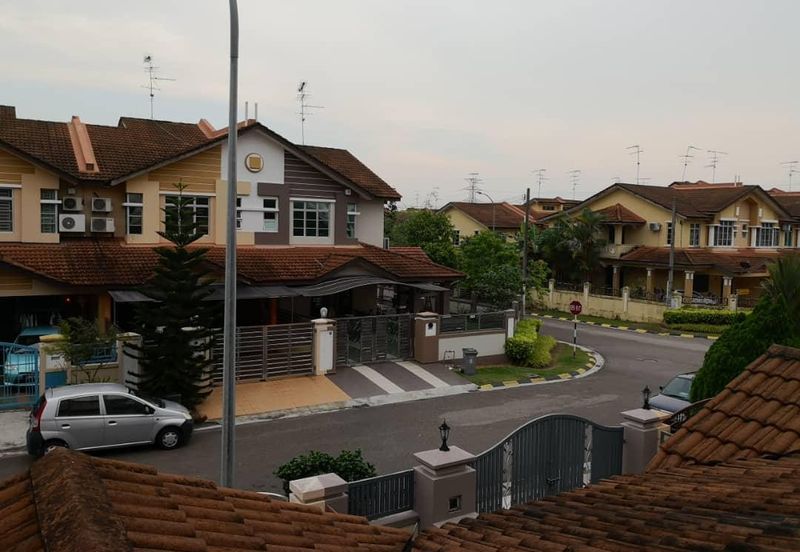 Taman Austin Perdana