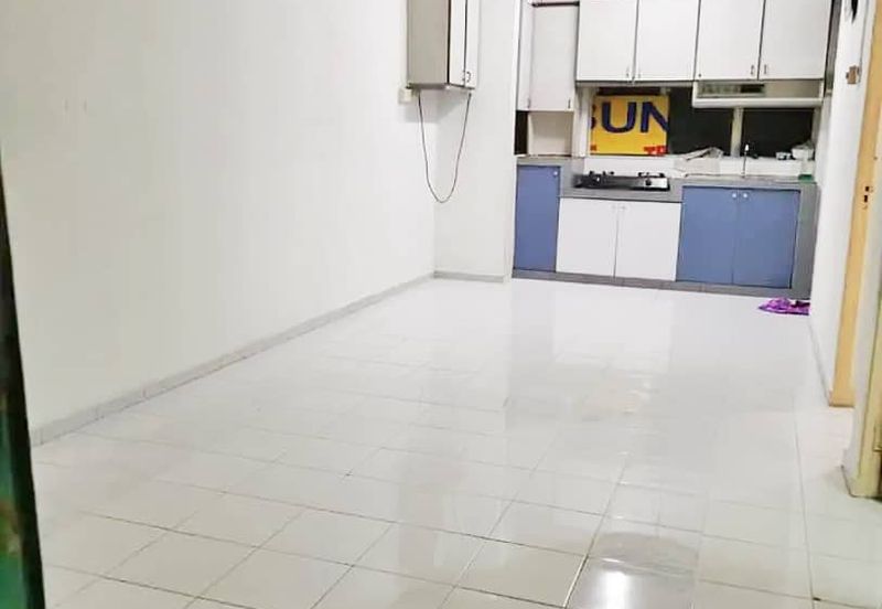 Flat Taman Ungku Tun Aminah